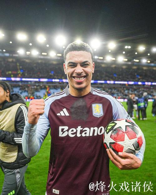 世体：罗杰斯已成明星球员，他将与贝林竞争英格兰队的位置