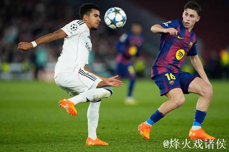 法兰克福后卫:巴萨的比赛风格非常大胆,你会欣 法兰克福后卫:巴萨的比赛风格非常大胆,你会欣